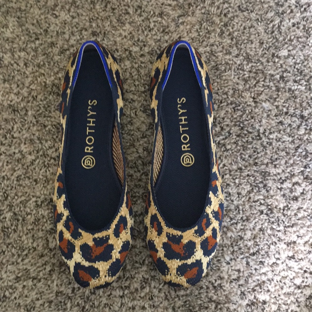 NIB Rothys 9.5 Midnight Spot square toe